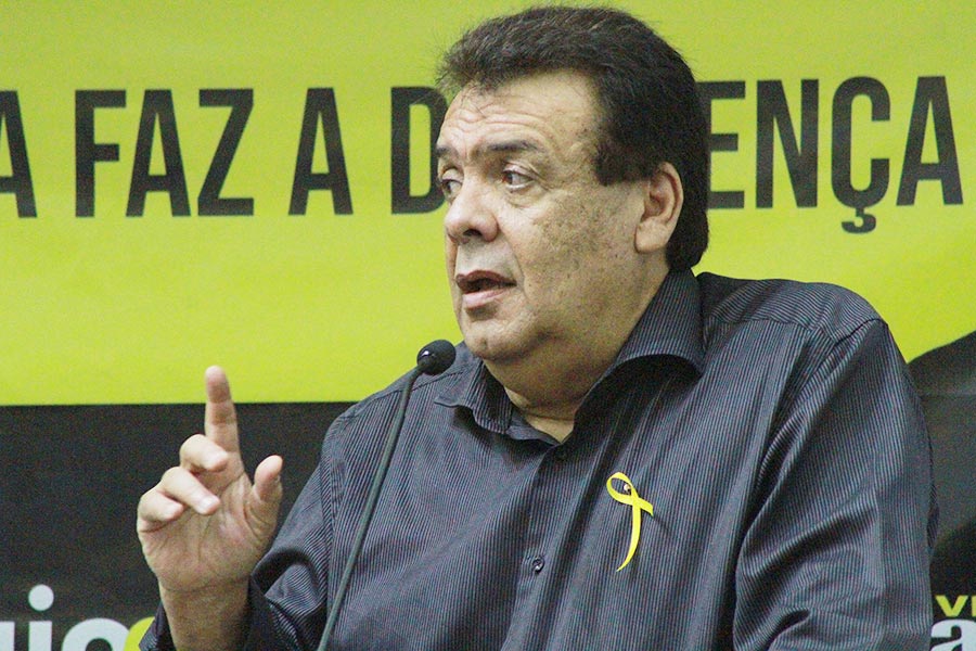 Eduardo Toledo