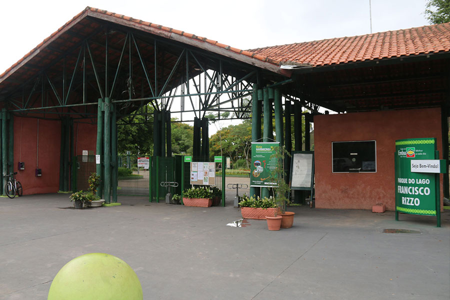 Eduardo Toledo