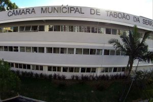 Santa Câmera / Ítalo Freitas